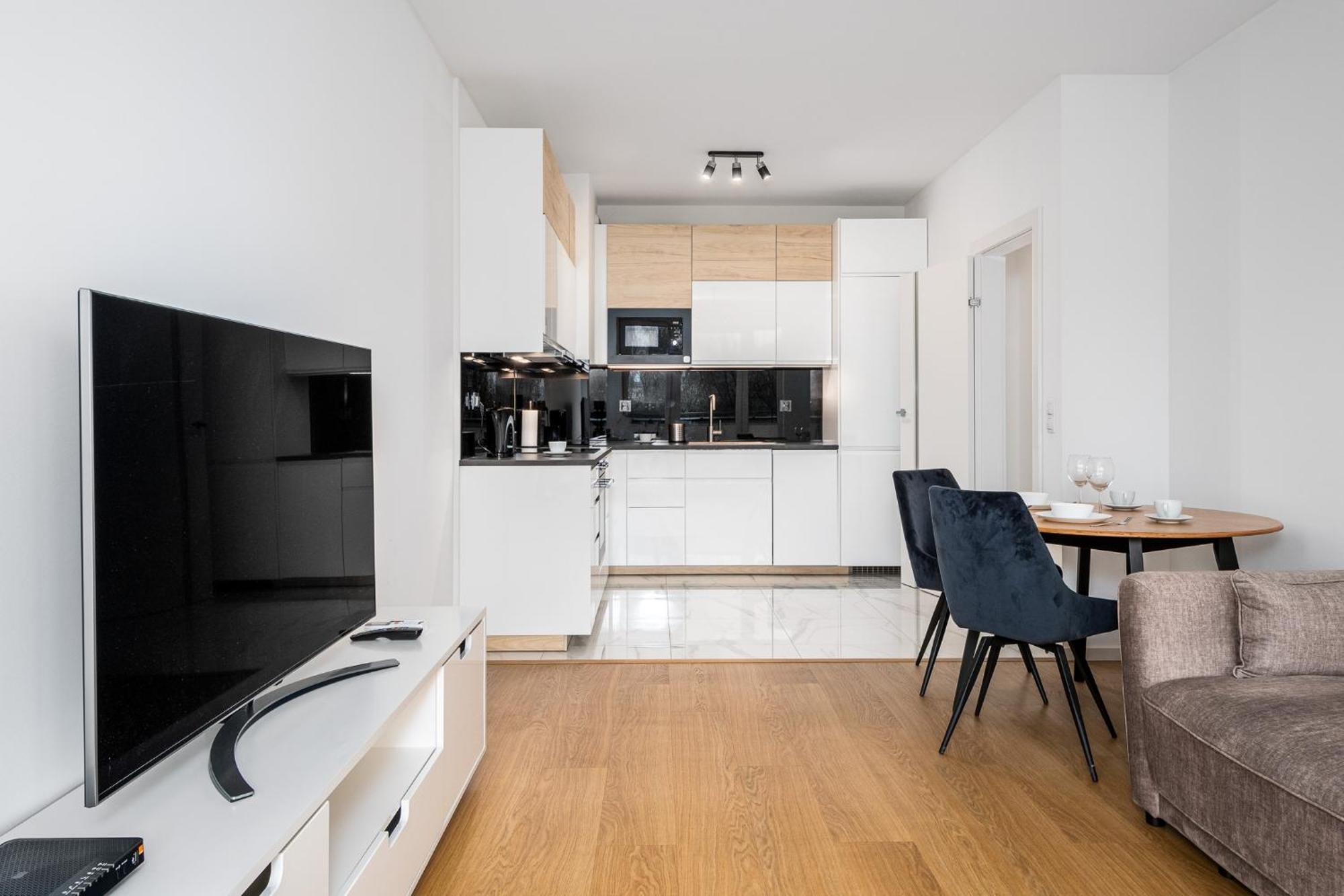 Апартаменты D&K Apart 1 Sierpnia 32A Варшава Экстерьер фото